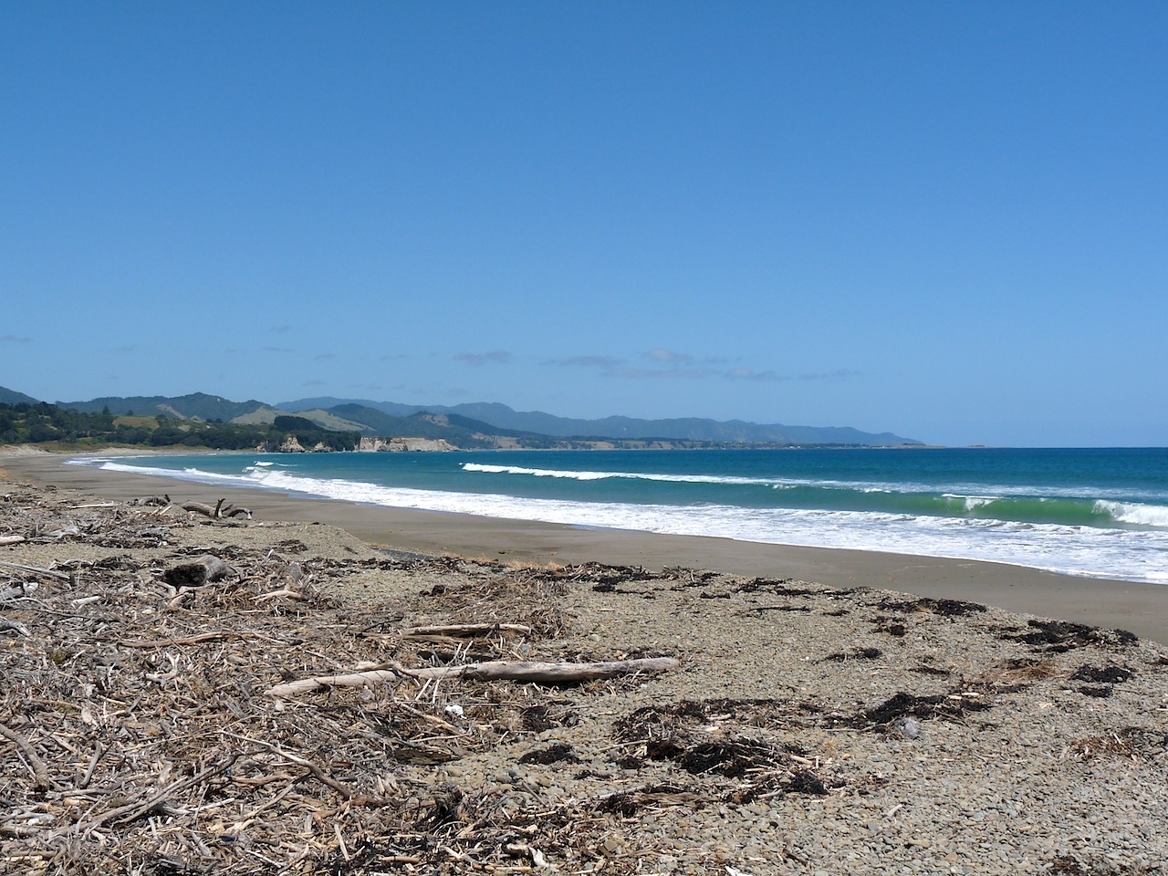 Vast beach, Whangaparaoa