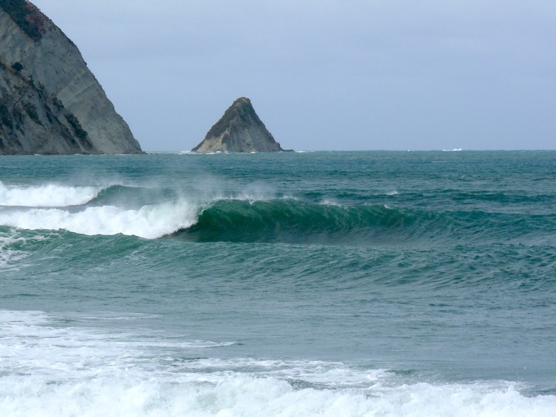 Tolaga left, Tolaga Bay