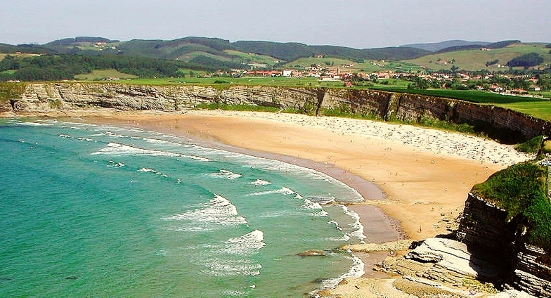 Playa Lhangri-La (Langre-Cantabria), Playa de Langre