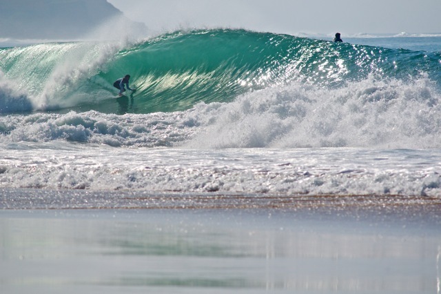 Dane Hall surfing Supertubos