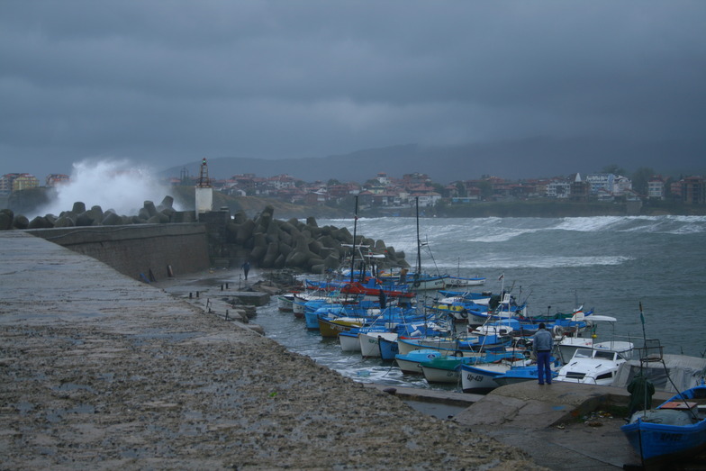 Melnitza from harbour 