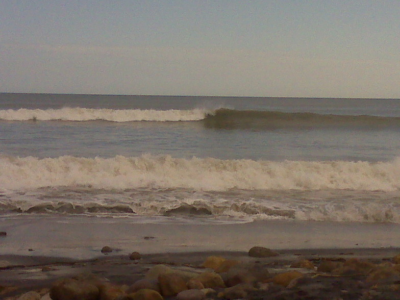 Esmeralda surf break