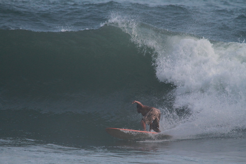 Unare surf break