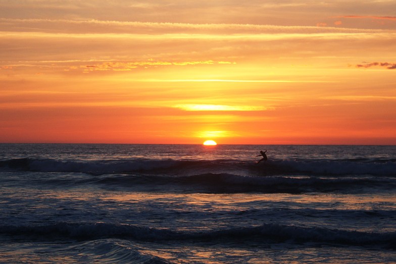 Sunset surf, Playa de Gerra