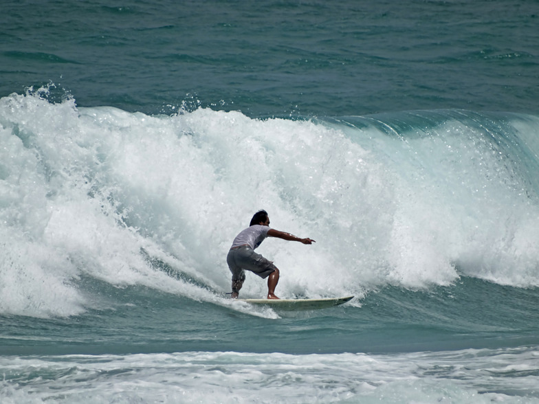 Kata Beach surf break