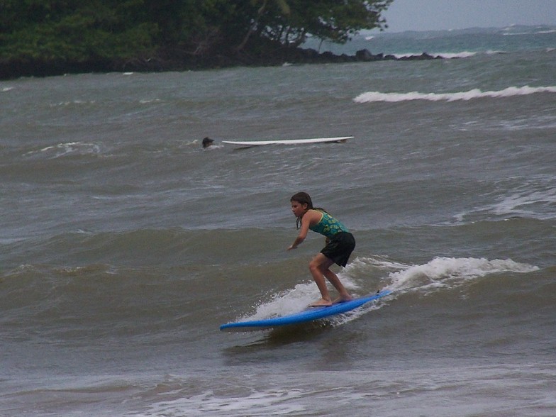 Kahana Bay surf break