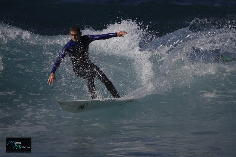 Playa de las Americas surf break