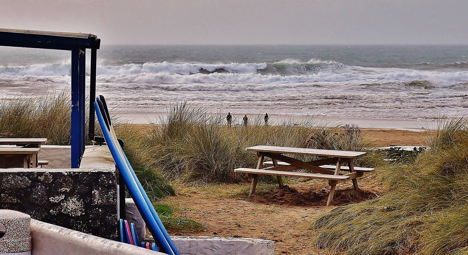 Surf`s Up, Poldhu Cove