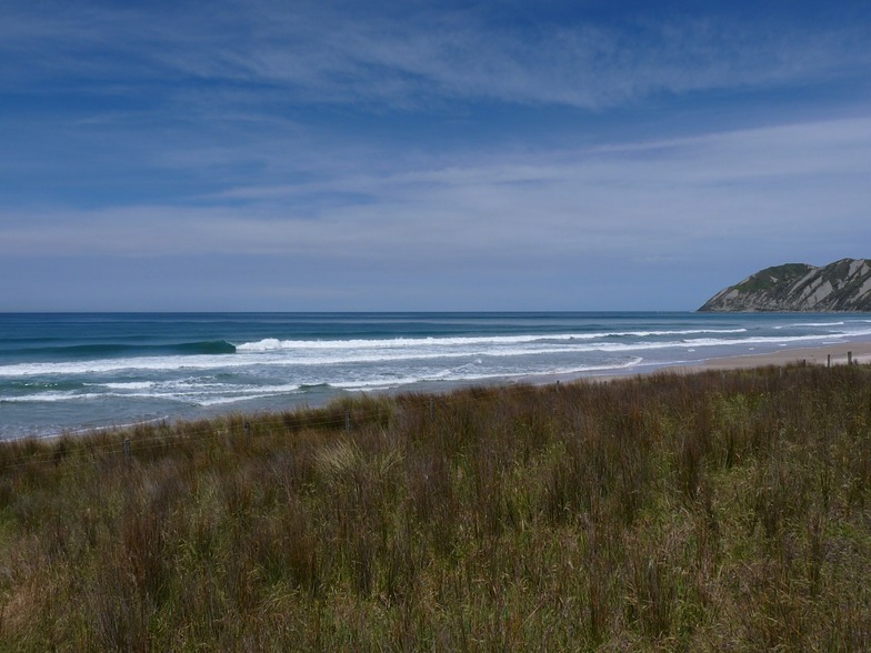 Diners Beach surf break