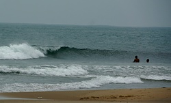Typhoon approaching, My Khe / Da Nang photo