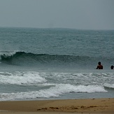 Typhoon approaching, My Khe / Da Nang