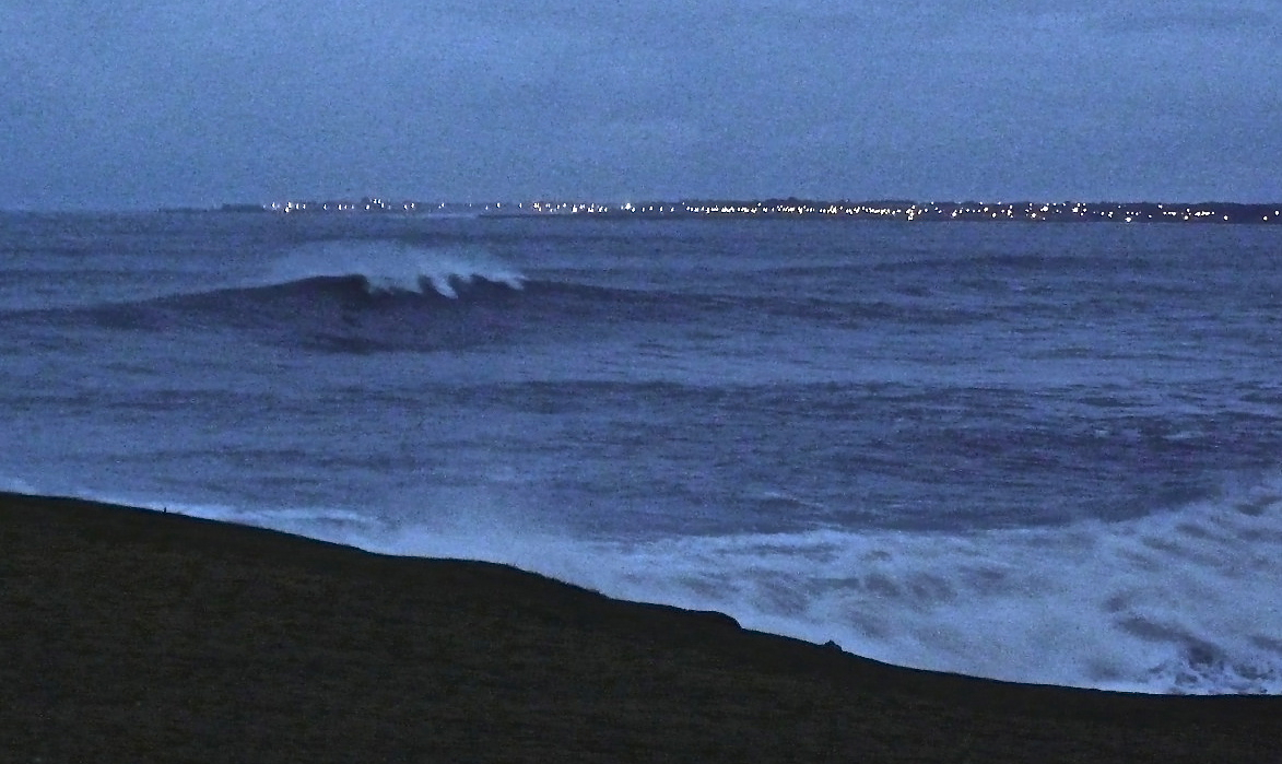 Dawn peak, Ogmore-by-Sea