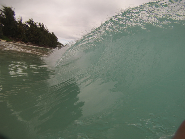 Bellows surf break