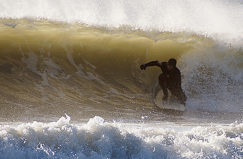 unknown surfer