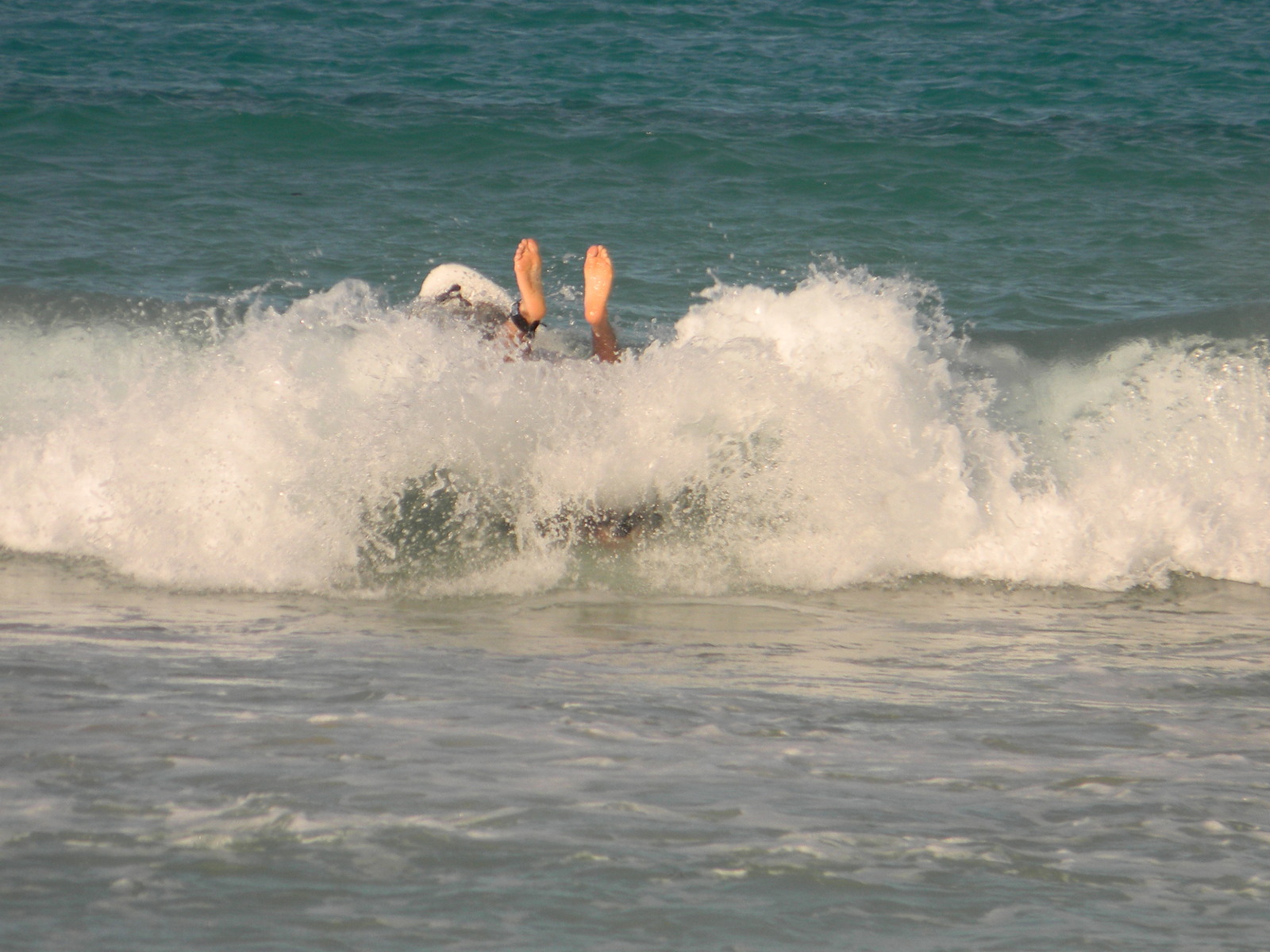 Big waves, Playa del Macao