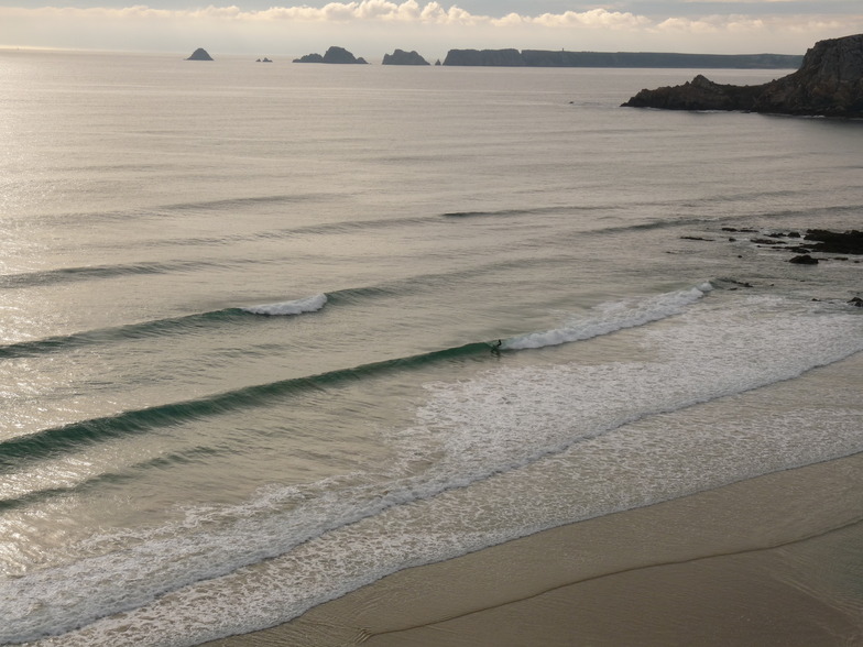 Anse de Pen-Hat surf break