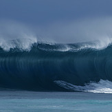 Backdoor Beauty, Banzai Pipeline and Backdoor