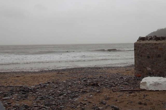 Oxwich Bay surf break